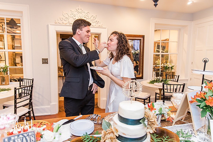 cake cutting bride and groom