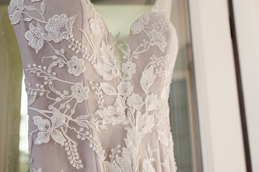 lace detail on wedding gown