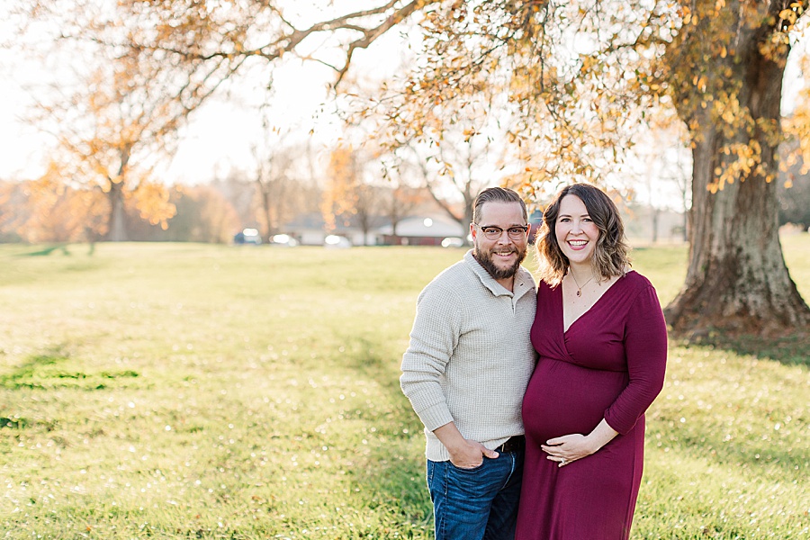 fall golden color maternity session