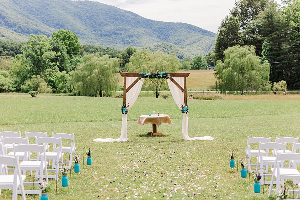 rustic mountain wedding in teal and navy