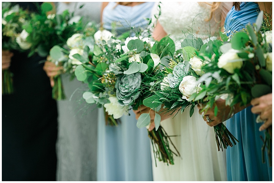 wedding bouquets green and white