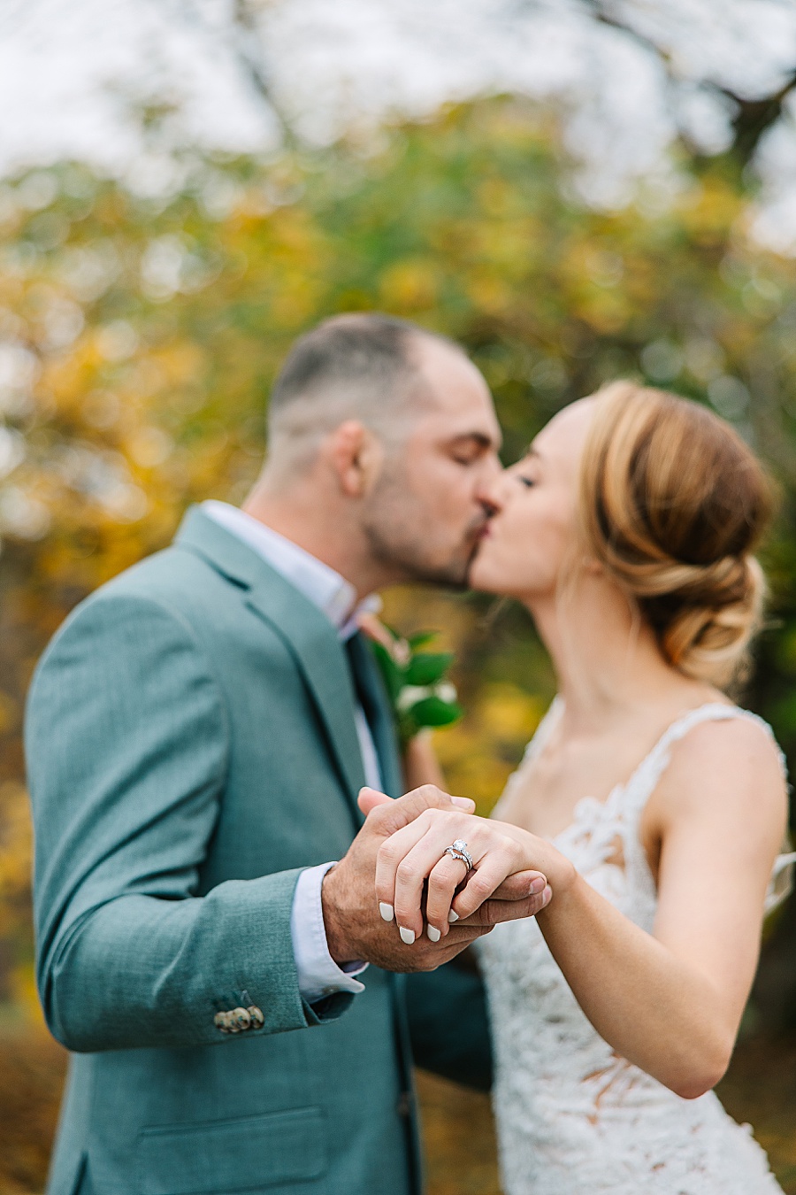 Bride & Groom kissing at park wedding in Knoxville TN by Mandy Hart Photo, Knoxville TN Wedding Photographer