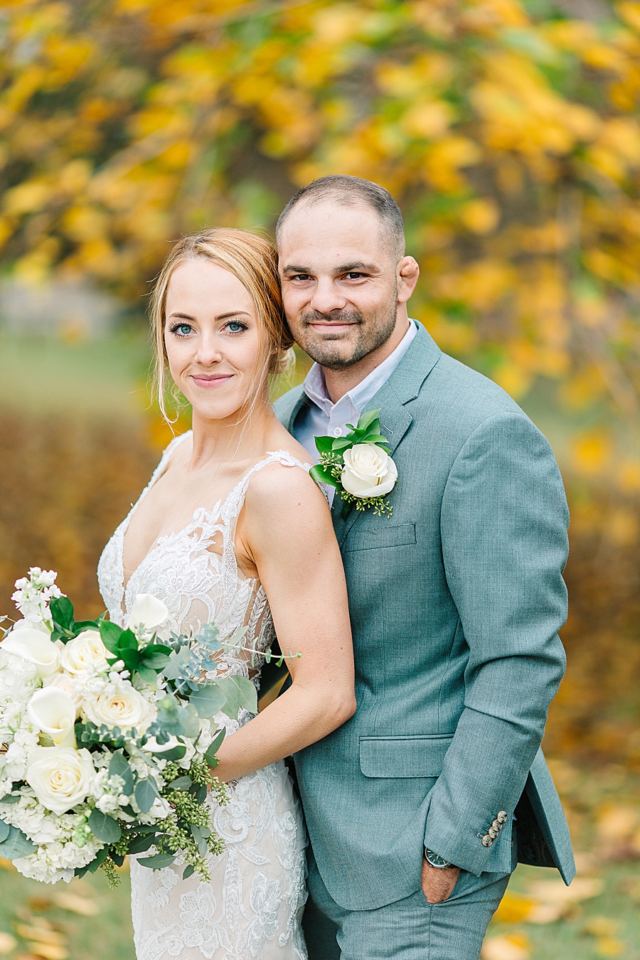 Bride & Groom at park wedding in Knoxville TN by Mandy Hart Photo, Knoxville TN Wedding Photographer