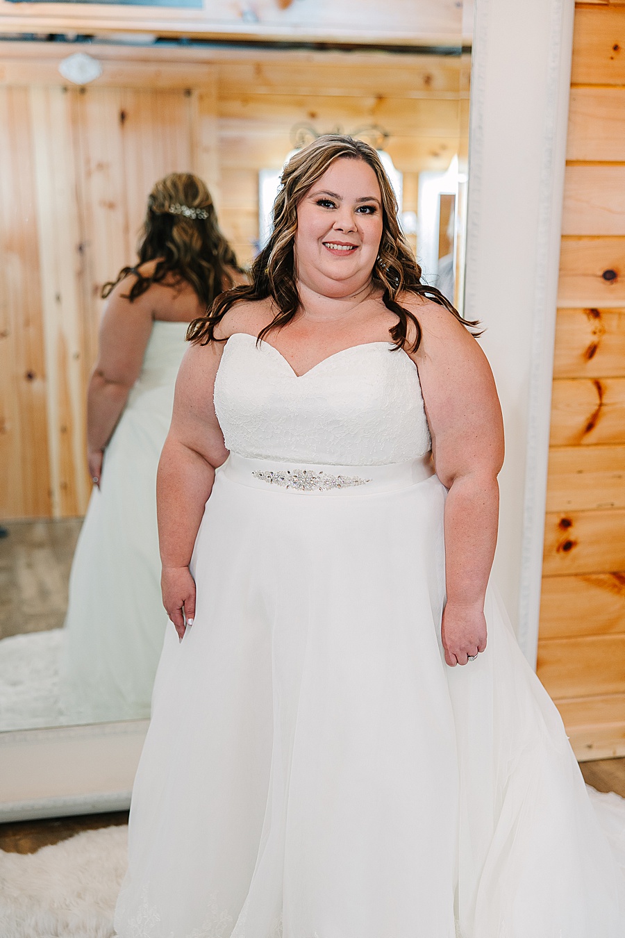 Bride in wedding dress at Venue at Greenbrier Estate by Mandy Hart Photo Knoxville Wedding photographer